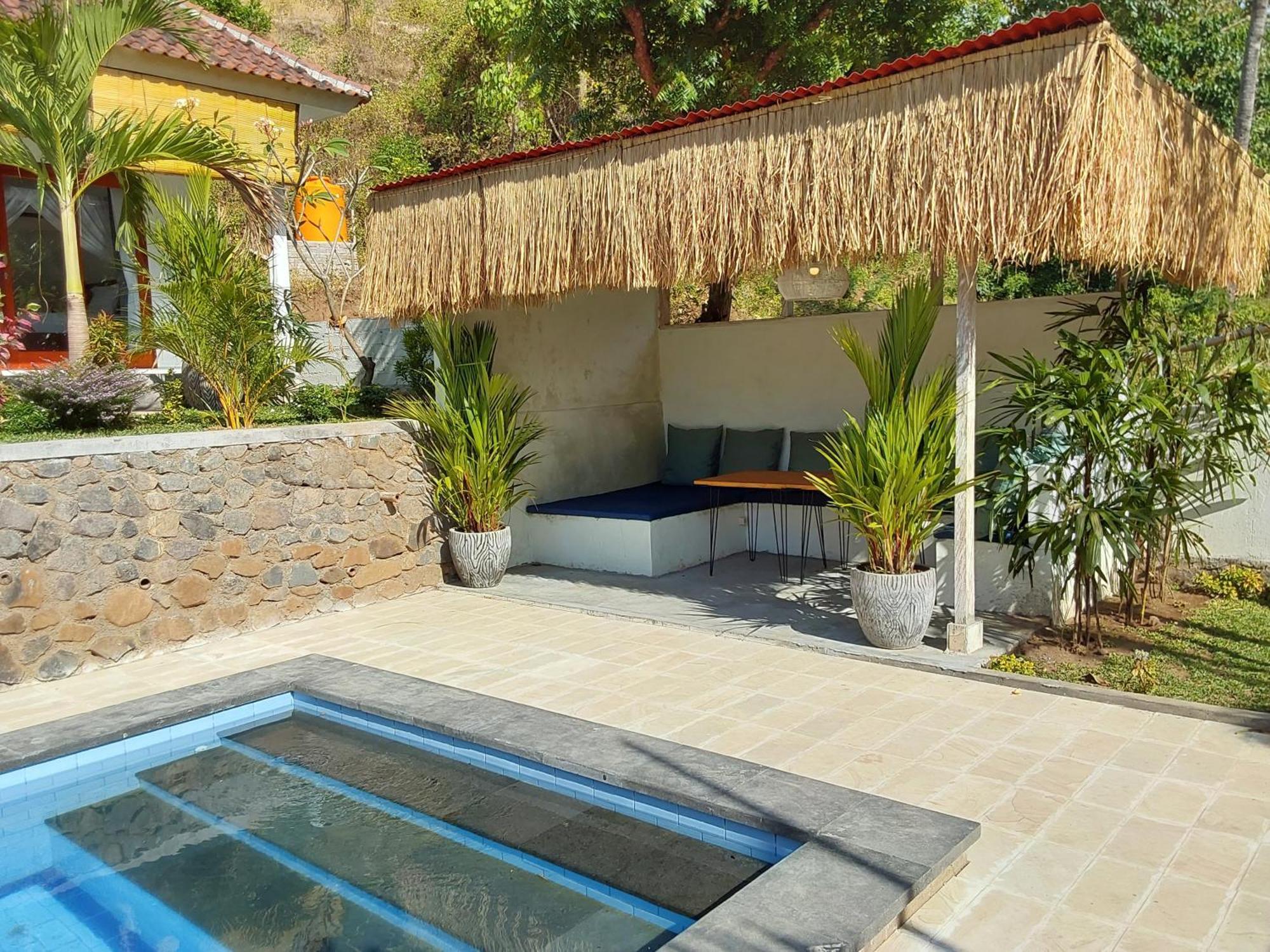 Okaoki Homestay Amed Exterior foto